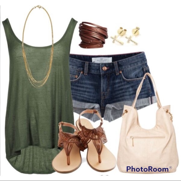 Preview Green Tank Top. - Picture 4 of 6